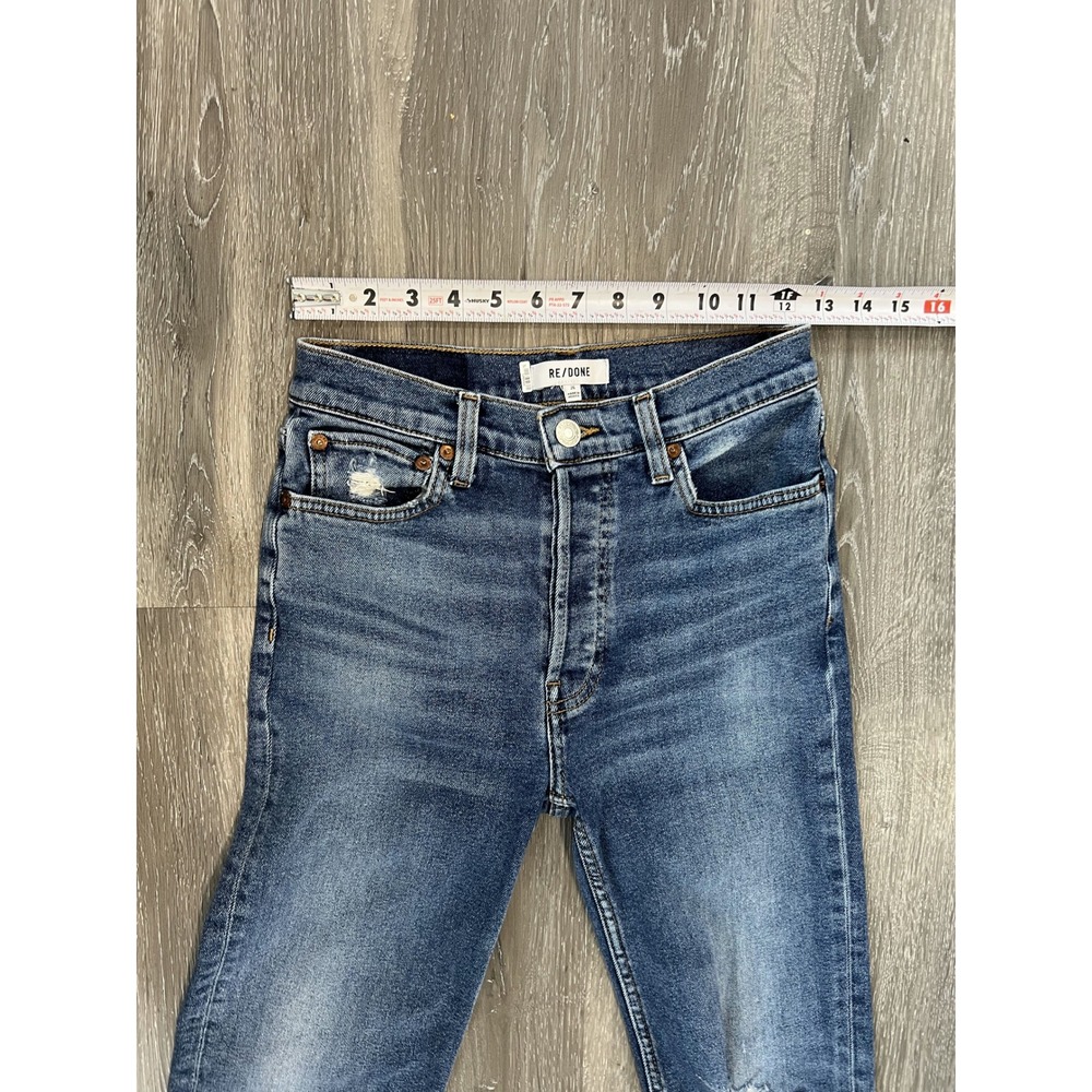 RE/DONE 70s Stove Pipe Distressed High Rise Medium Wash Crop Jeans Size 26 - Picture 8 of 9